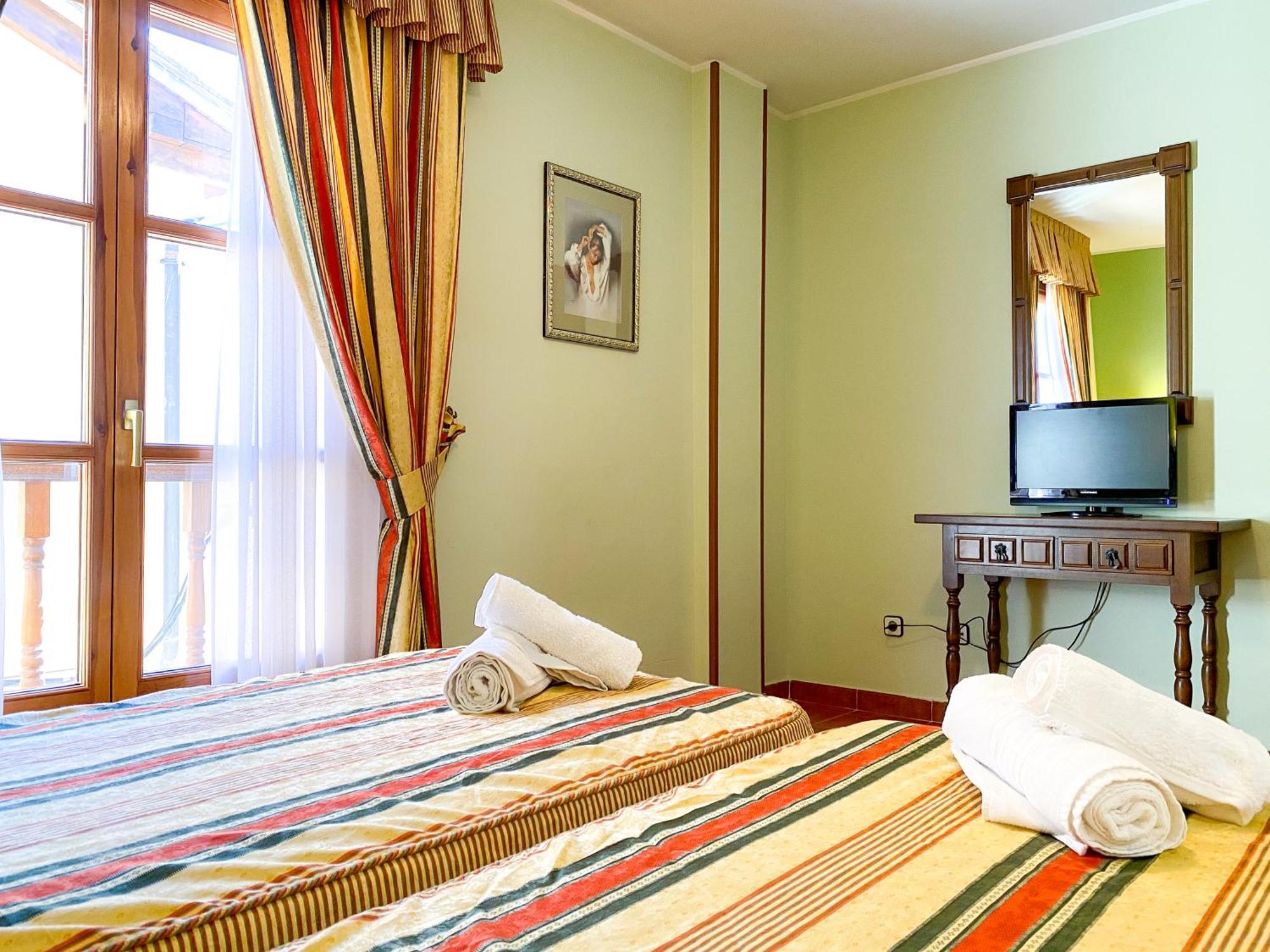 Posada Los Leones Berlanga de Duero Habitación foto