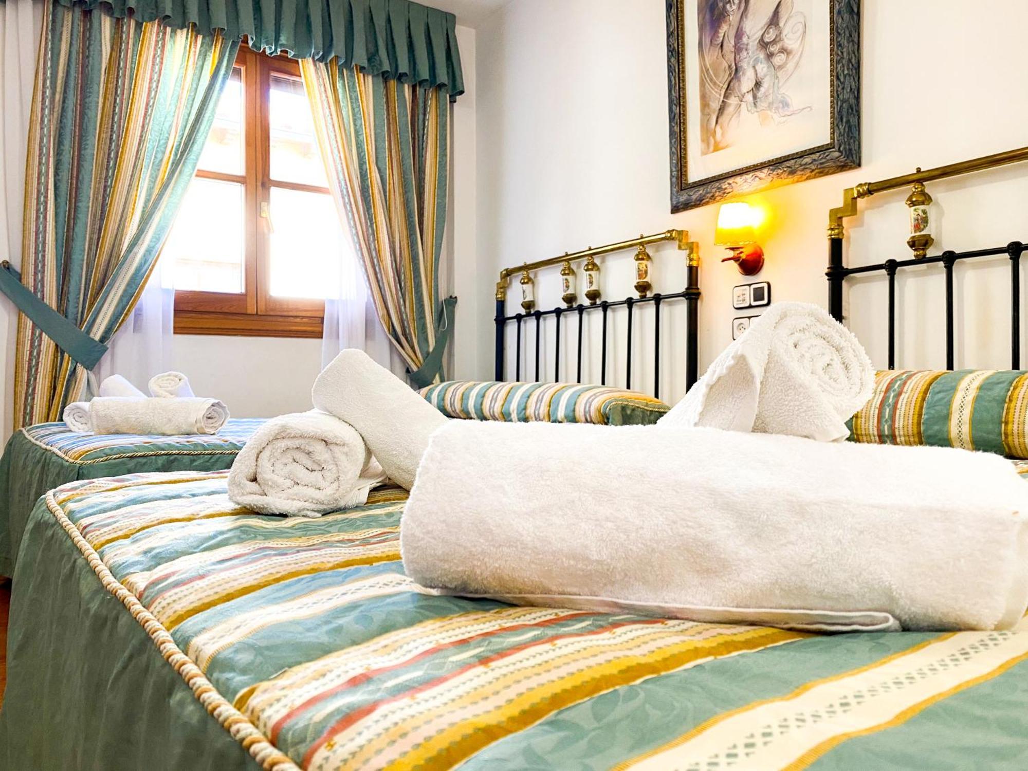 Posada Los Leones Berlanga de Duero Habitación foto